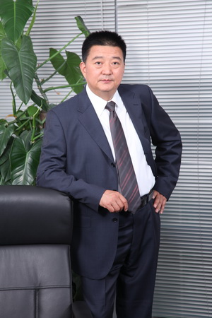 华商网老总_华商网火车编组站